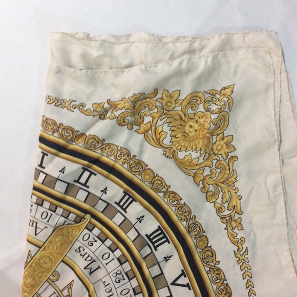 Signature Echo scarf - Picture 3 of 3